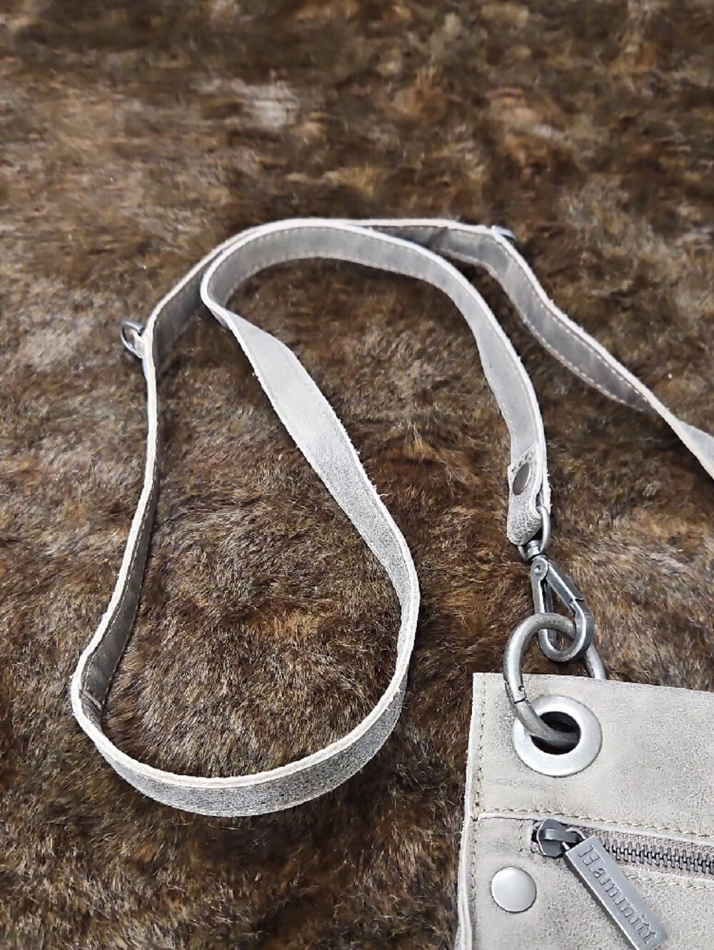 Hammitt Small Crossbody in Metallic Champagne. ☆Tony☆Pew-AN - Picture 5 of 11